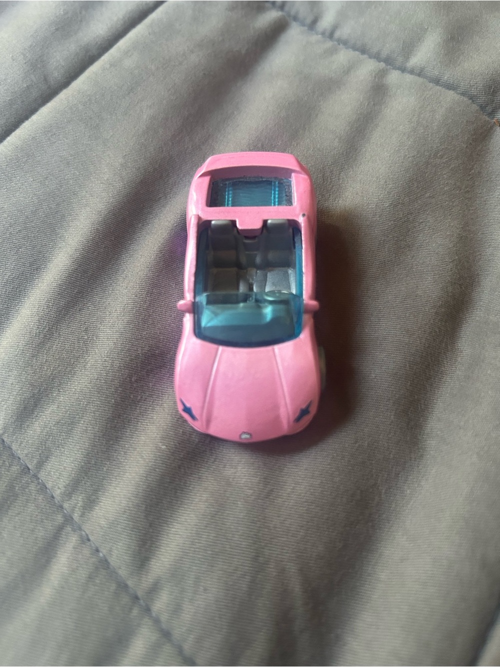 Hot Wheels Barbie Extra Pink Mustang